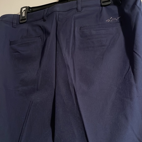 Ladies golf shorts - Picture 3 of 3